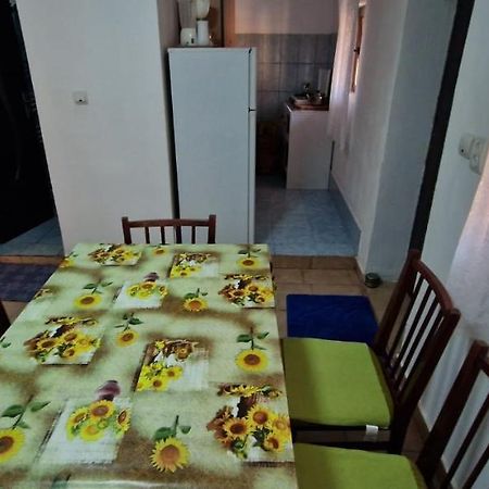 Pensiunea Casa Andreea Novaci-Străini Esterno foto