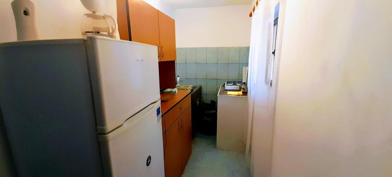 Pensiunea Casa Andreea Novaci-Străini Esterno foto
